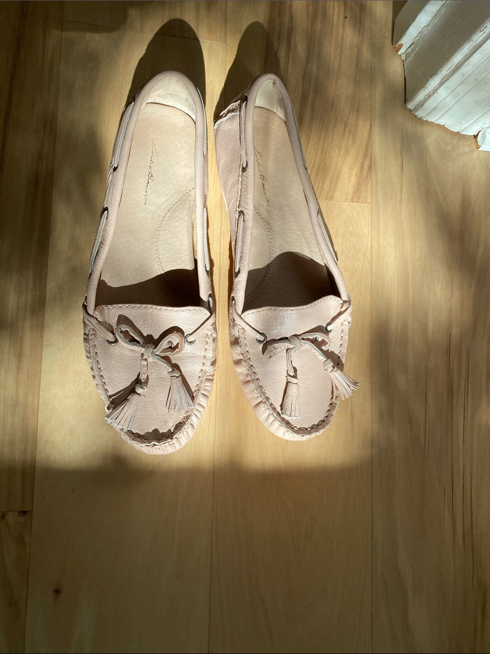 Eddie Bauer Women's blush pink Leather Tassel Moccasins